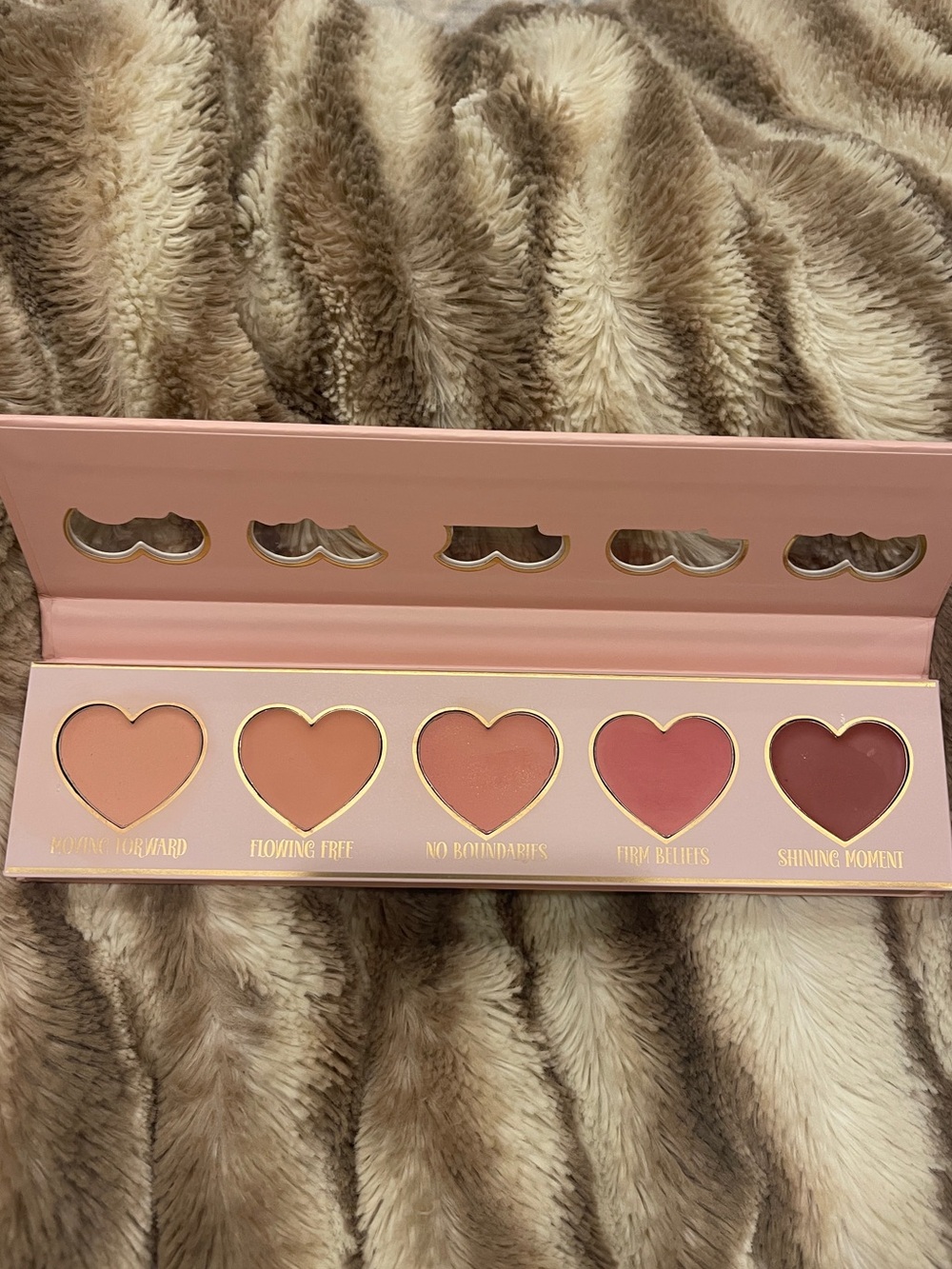 P.Louise Glow with the Flow Cream Blush Heart Palette